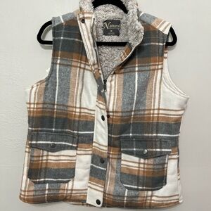 Natural Reflections Sherpa lined Flannel Plaid Trucker Vest Neutral Tan Gray M
